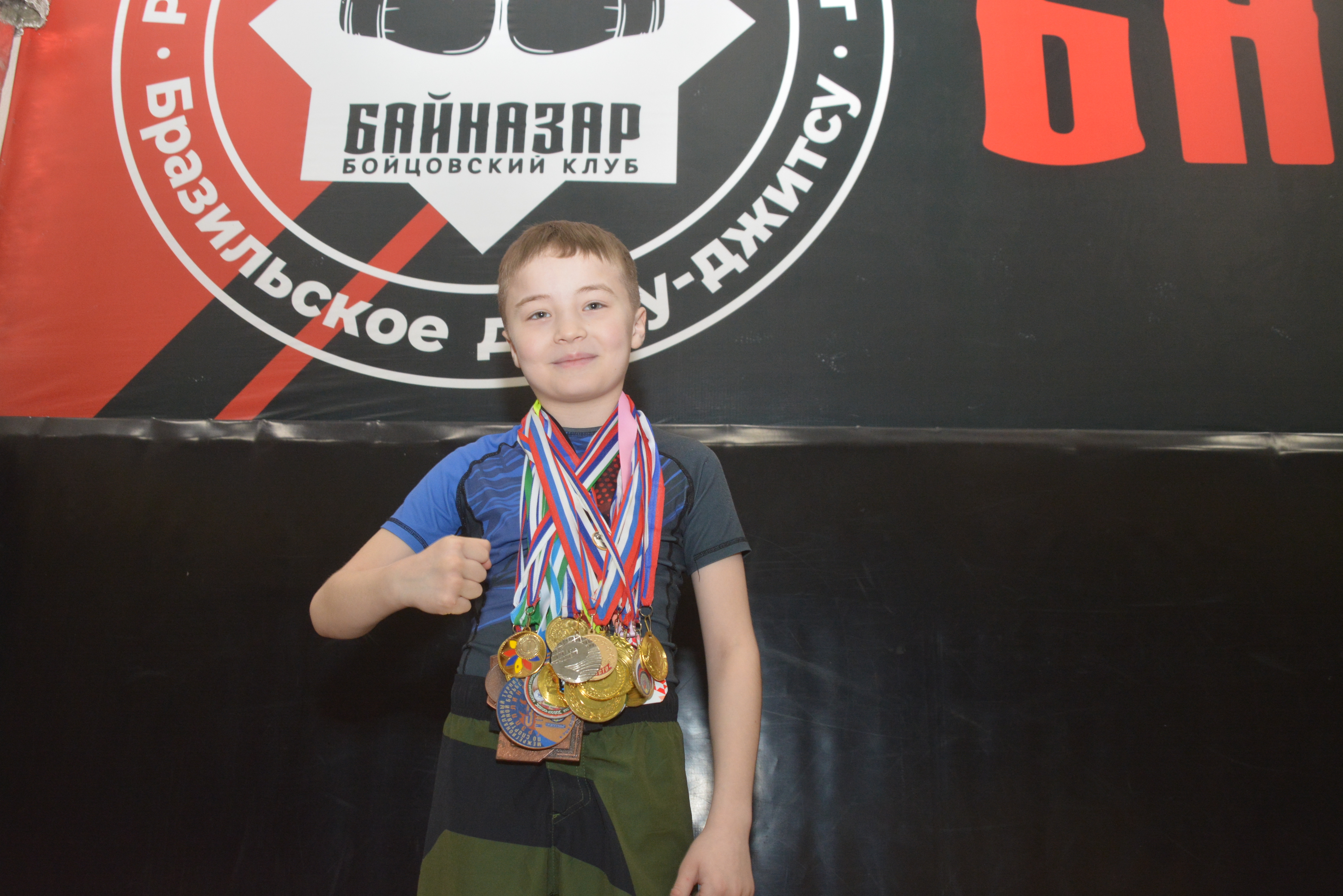 Байназар Багауов  совмещает спорт, музыку и учебу