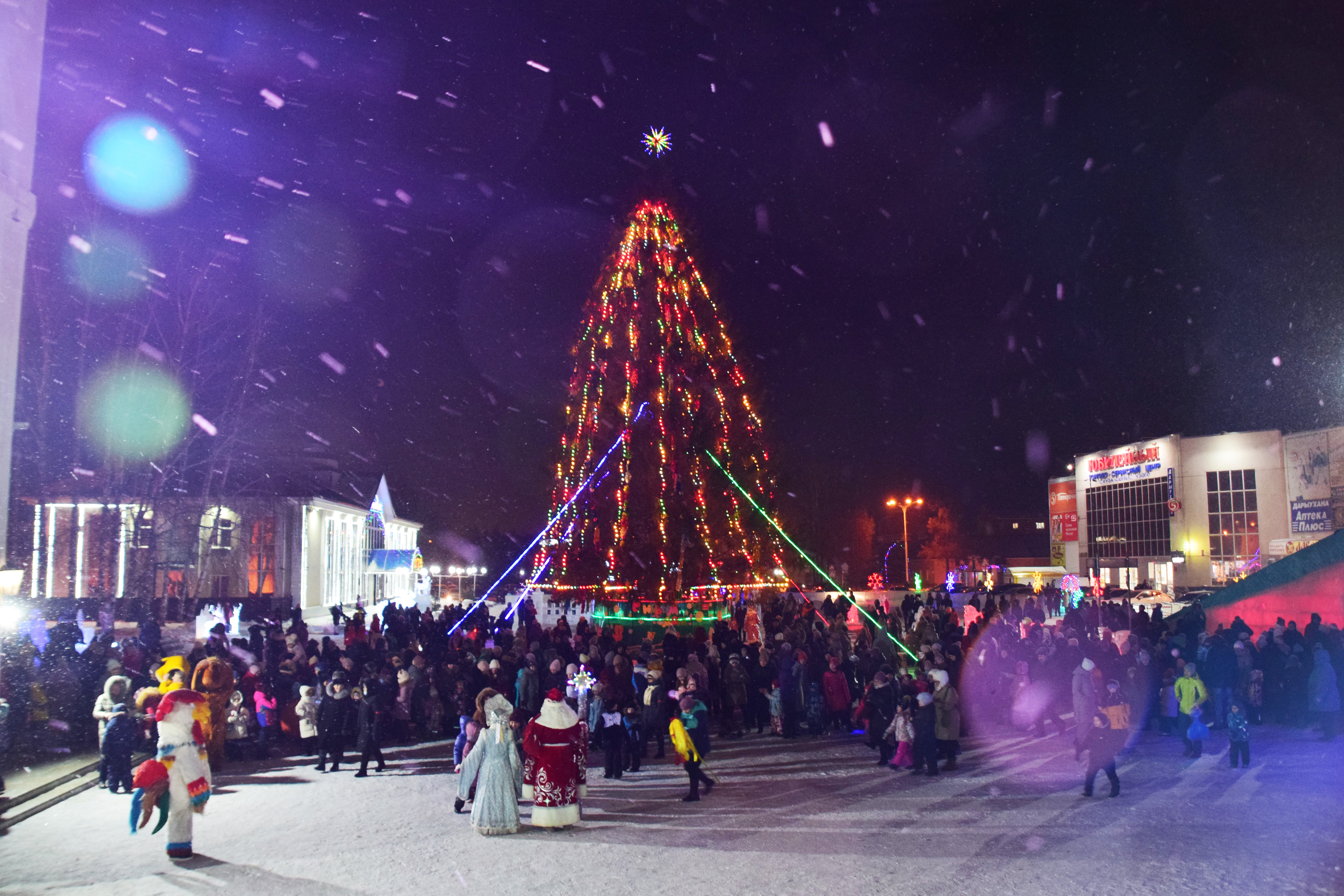 В Башкирии стали известны победители конкурсов по оформлению новогодних площадей и городков