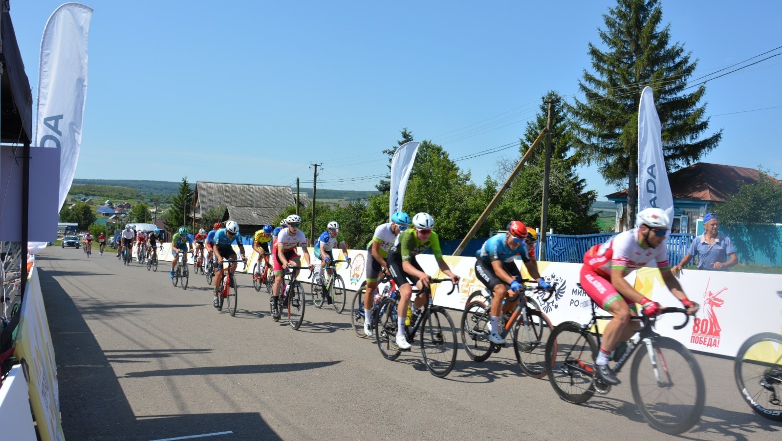 В Башкирии проходит этап Международной велогонки «Тур России»