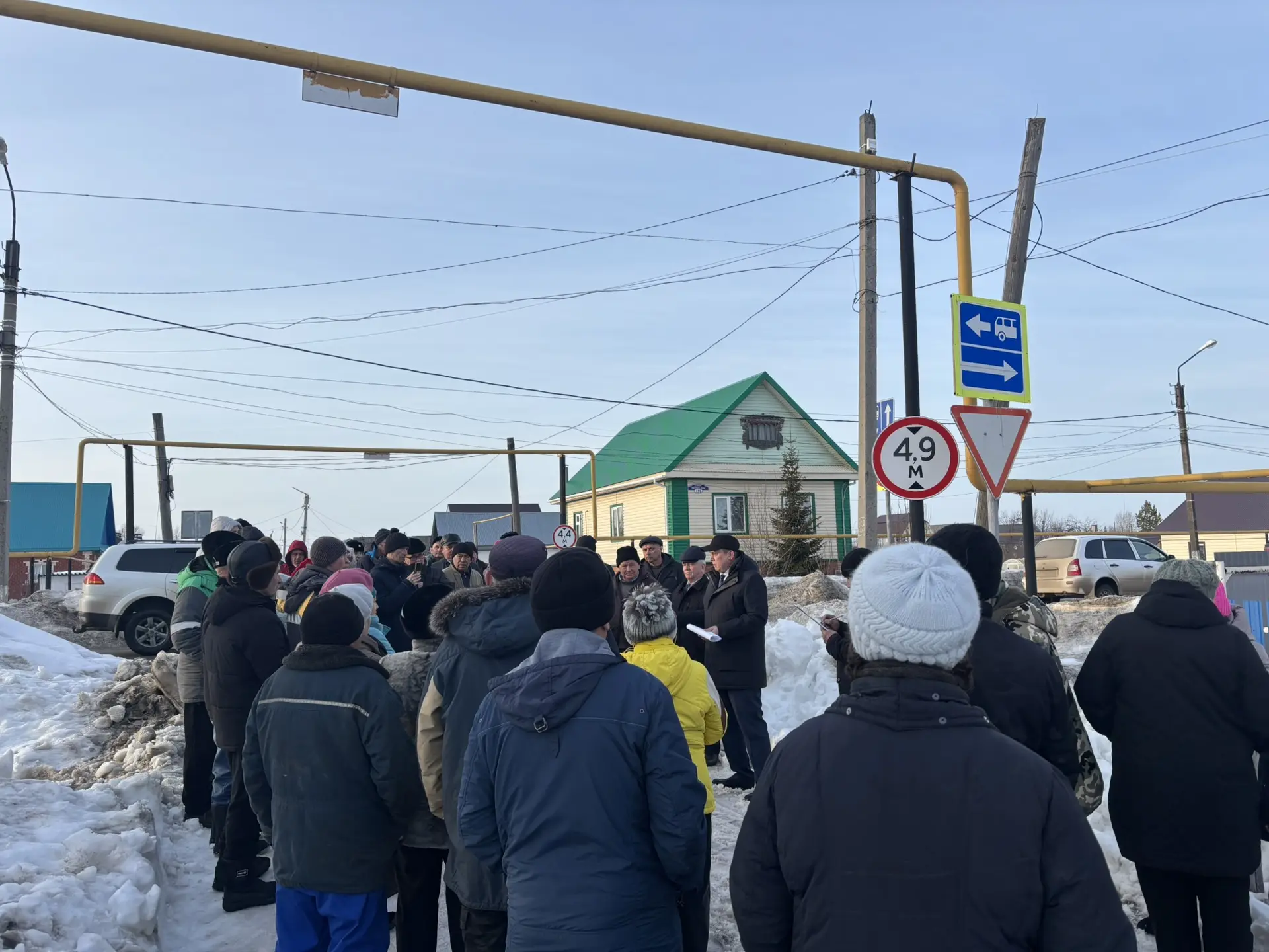 Пригласили на встречу мэра