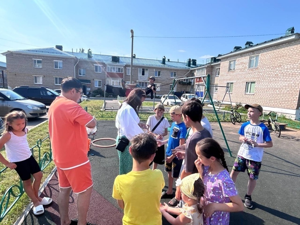 На северо-западе Башкирии проходят дворовые праздники для детей