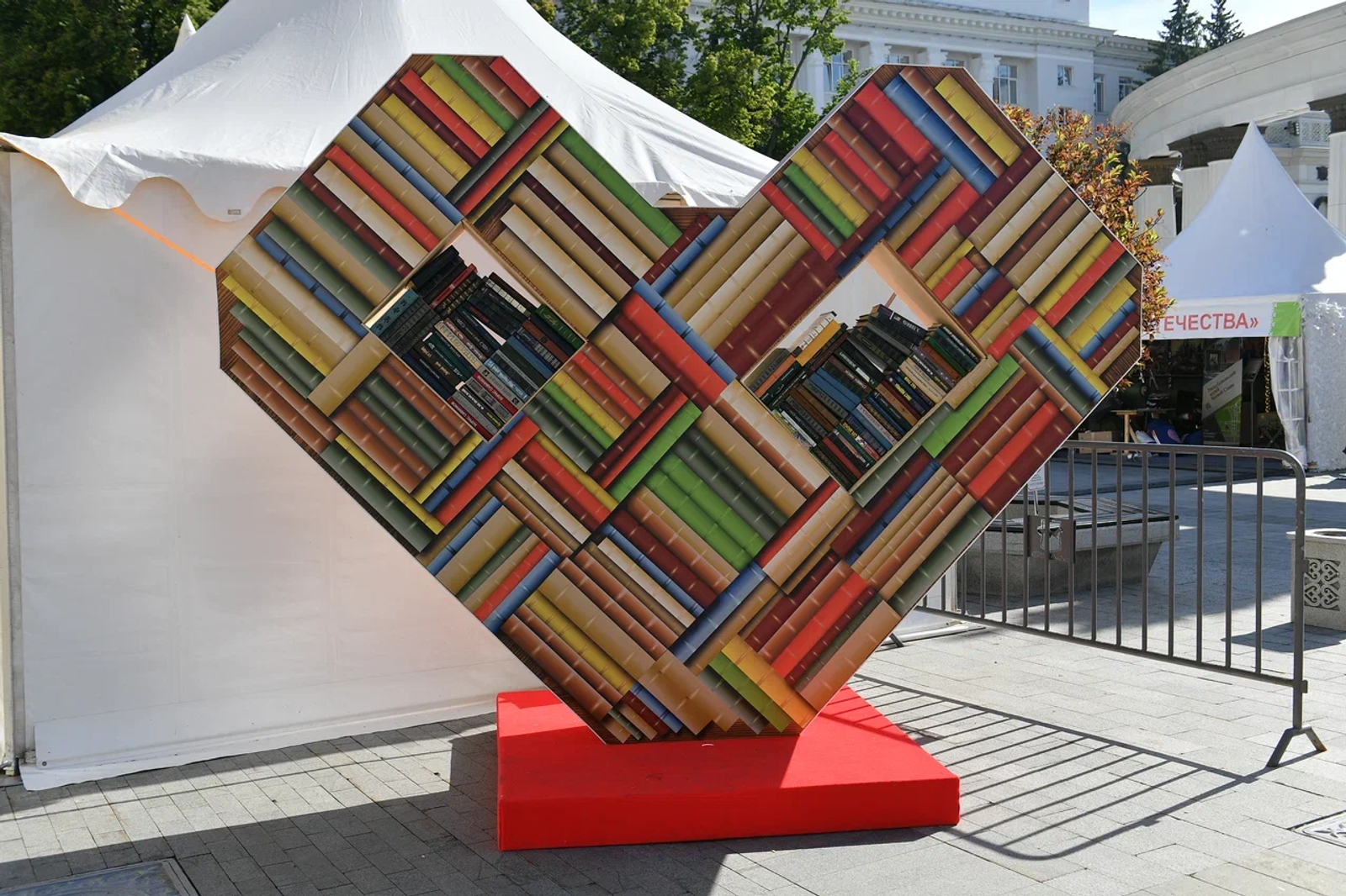 Пять примеров, как чтение книг помогает в жизни