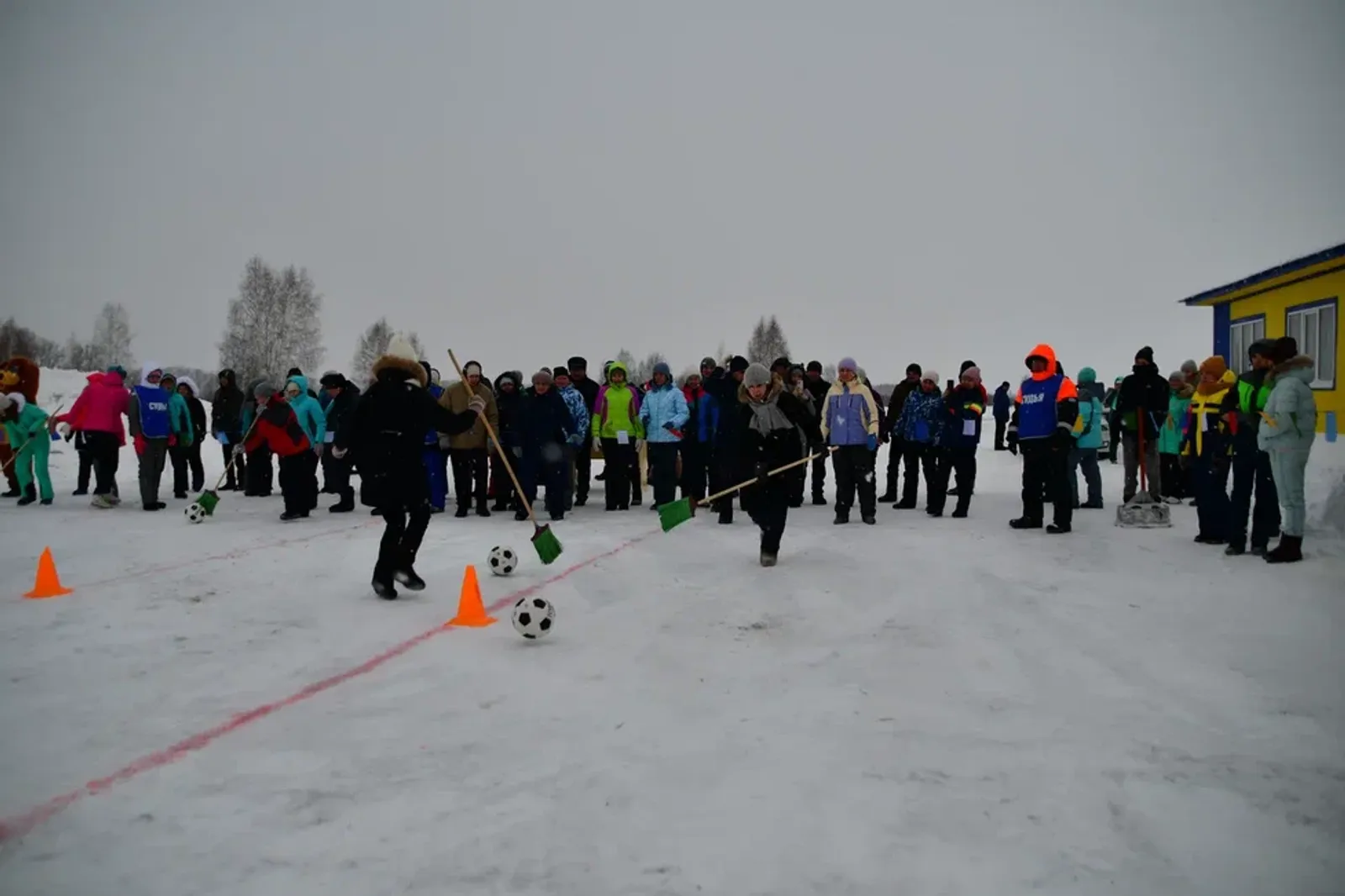 В Янауле прошел новогодний спортивный фестиваль руководителей