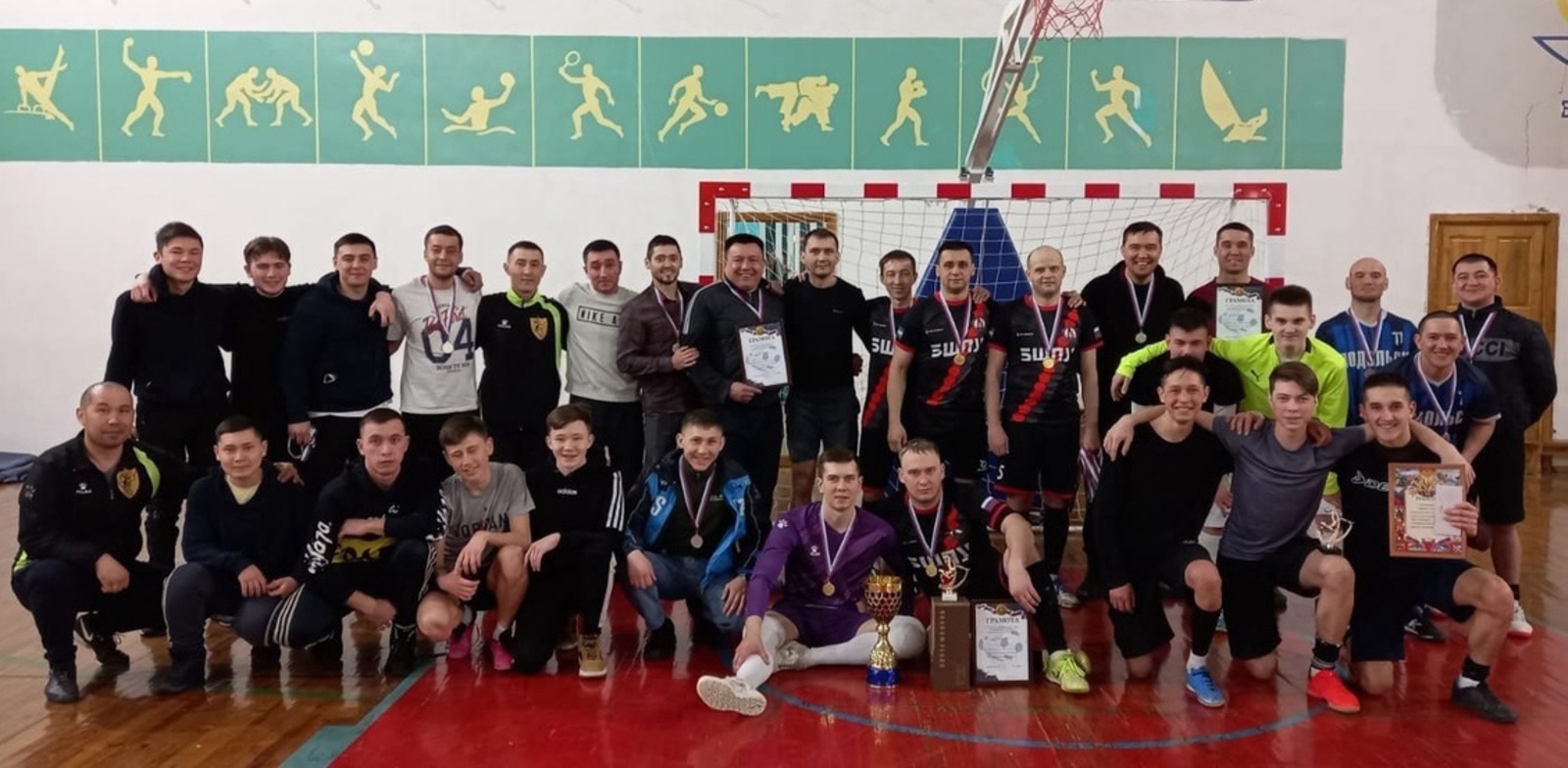 В Хайбуллинском районе прошел открытый чемпионат по мини-футболу
