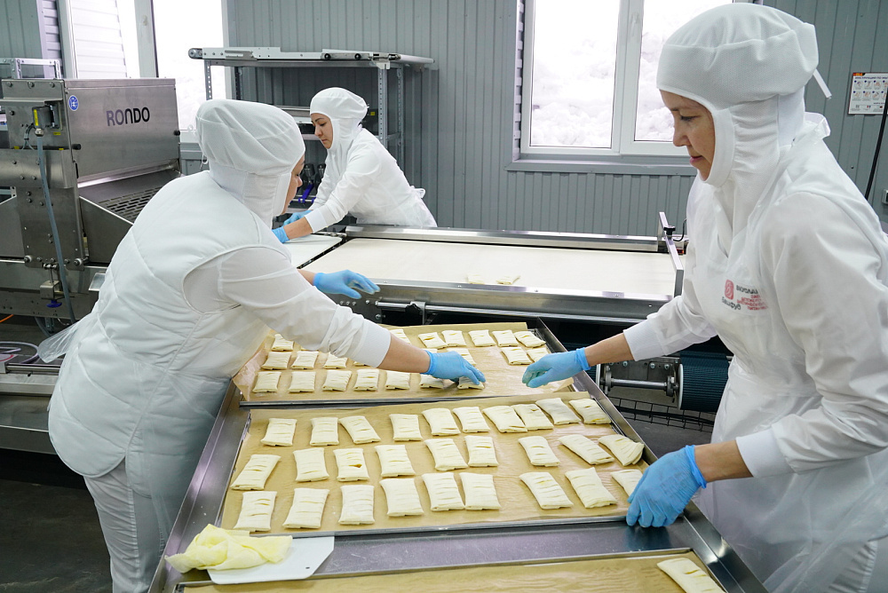 пресс-служба Главы Башкирии В Чишмах модернизировали завод детского и диетического питания «ВкусЛайн»