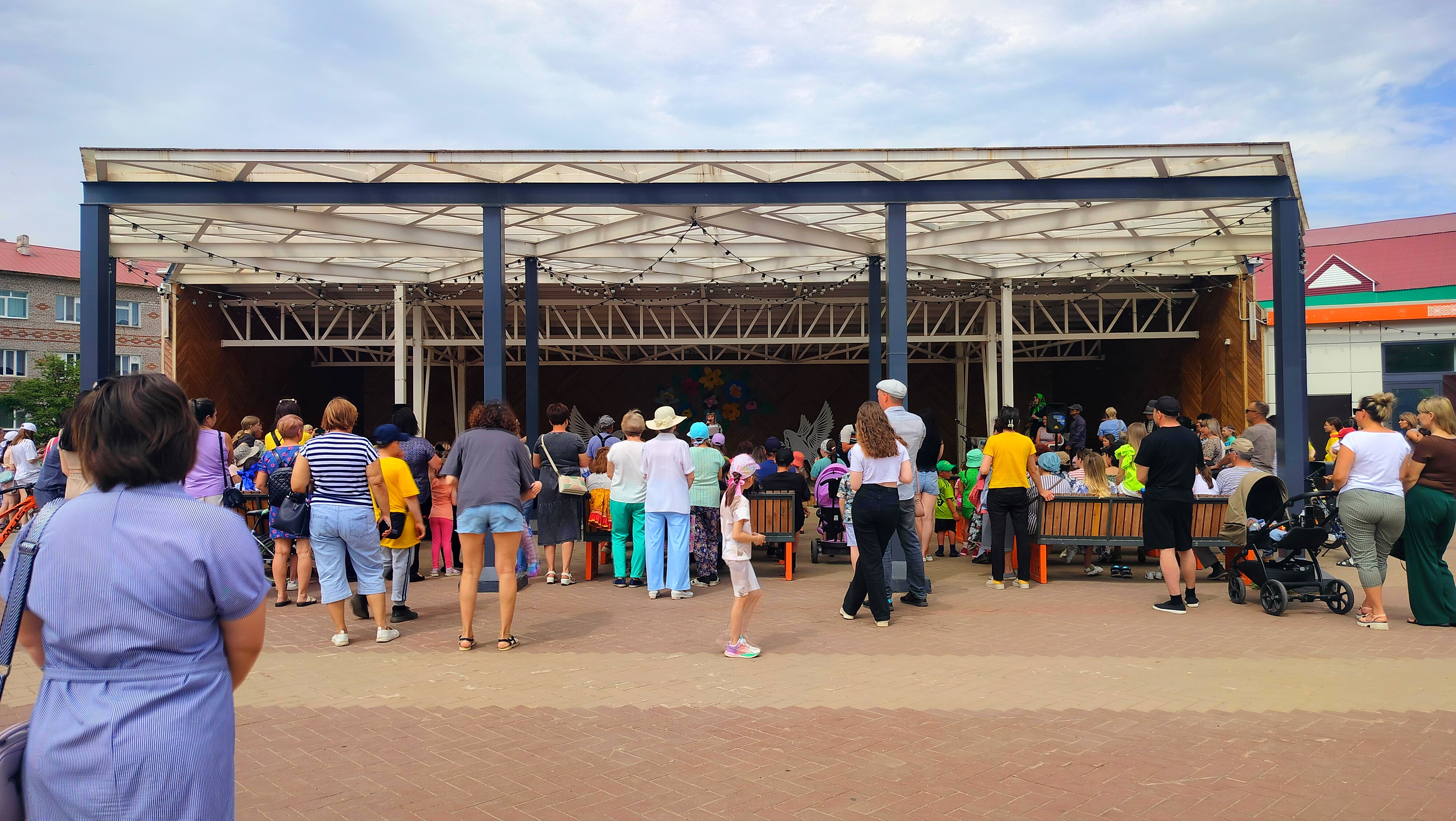 В Янауле прошел фестиваль талантливых детей «Тетрадар»