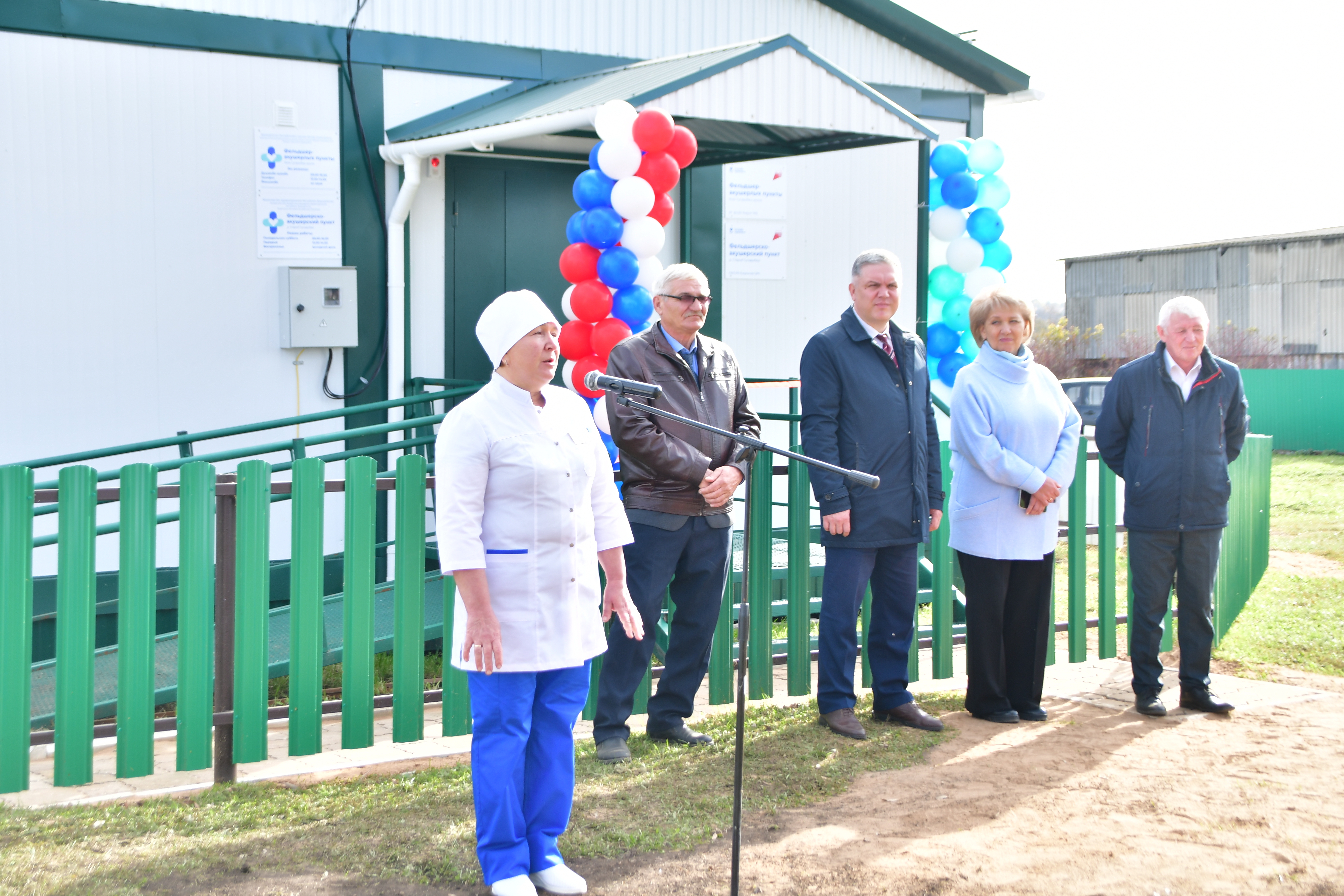 Хотела стать учителем, а выбрала медицину. И ничуть не жалеет об этом