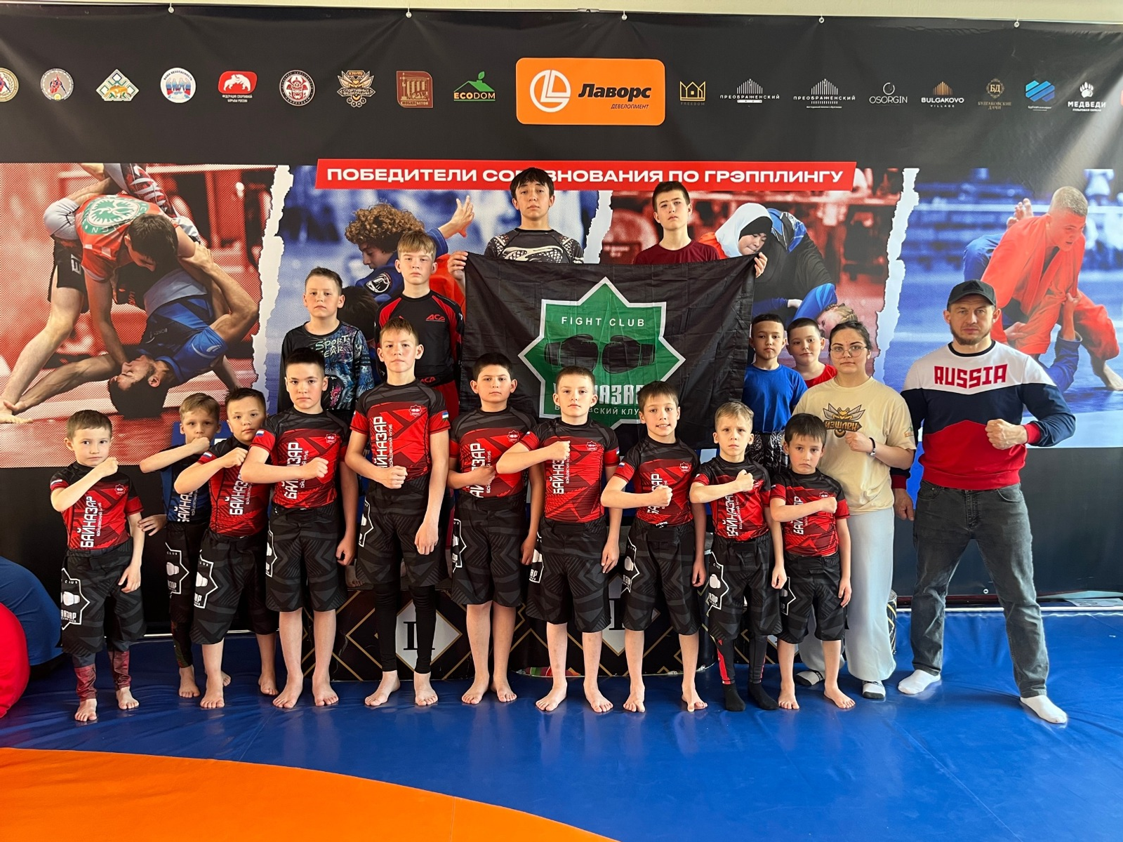 Юные борцы по грэпплингу из Янаула